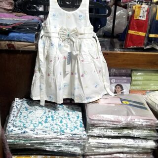 Baby Frock siz 16.18